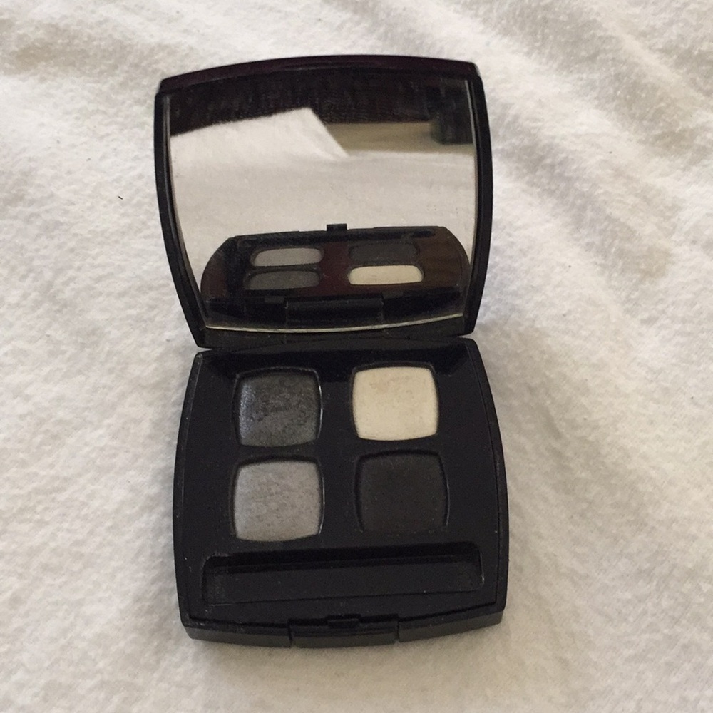 Chanel Smoky Eyes Quad Eyeshadow Les 4 Ombres.